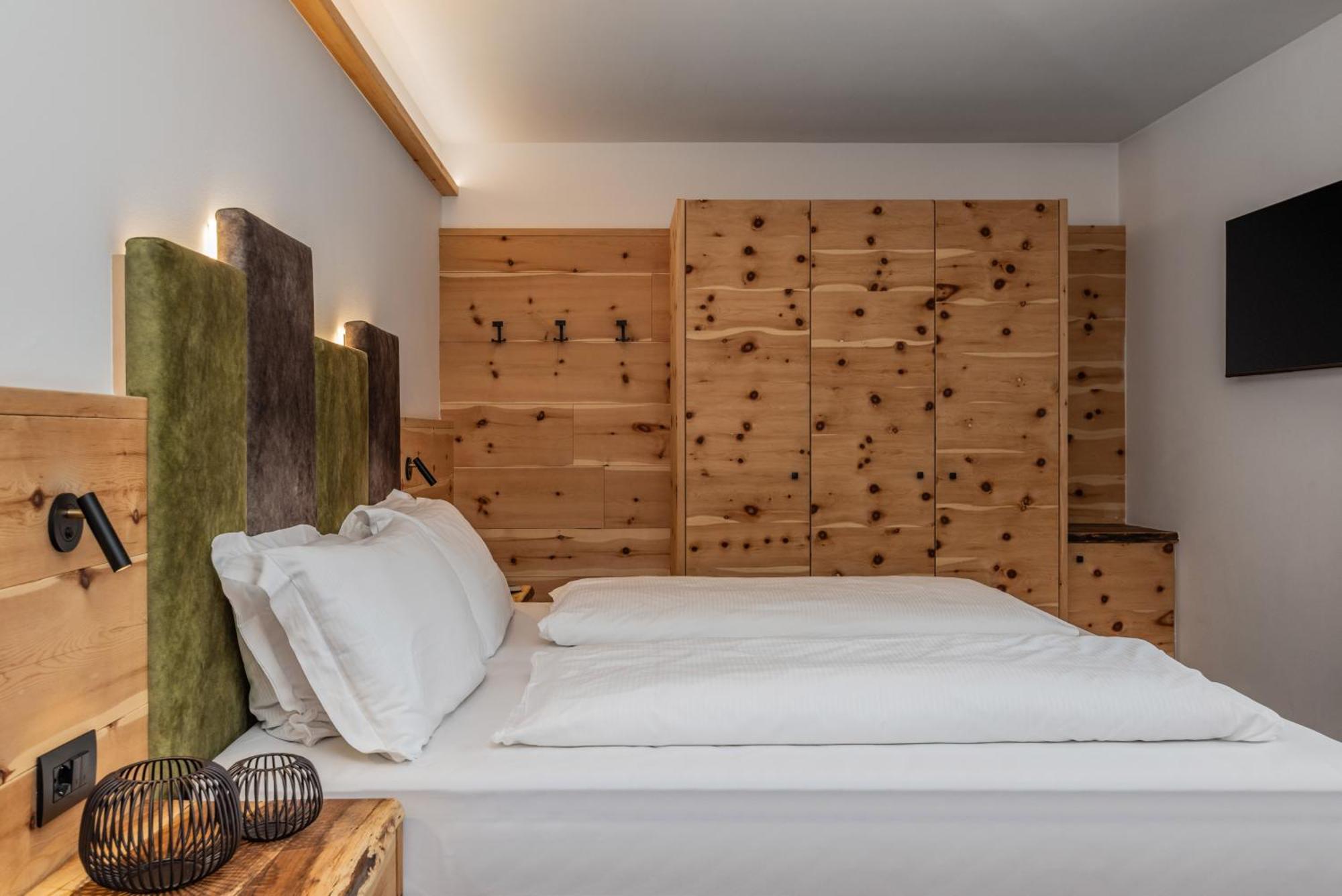 Hotel Ravelli Luxury Spa Медзана Экстерьер фото