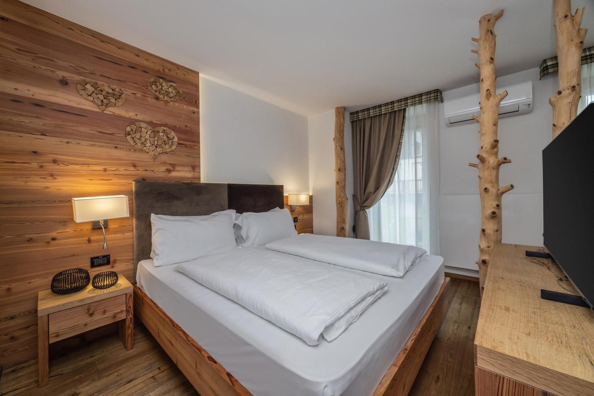 Hotel Ravelli Luxury Spa Медзана Экстерьер фото