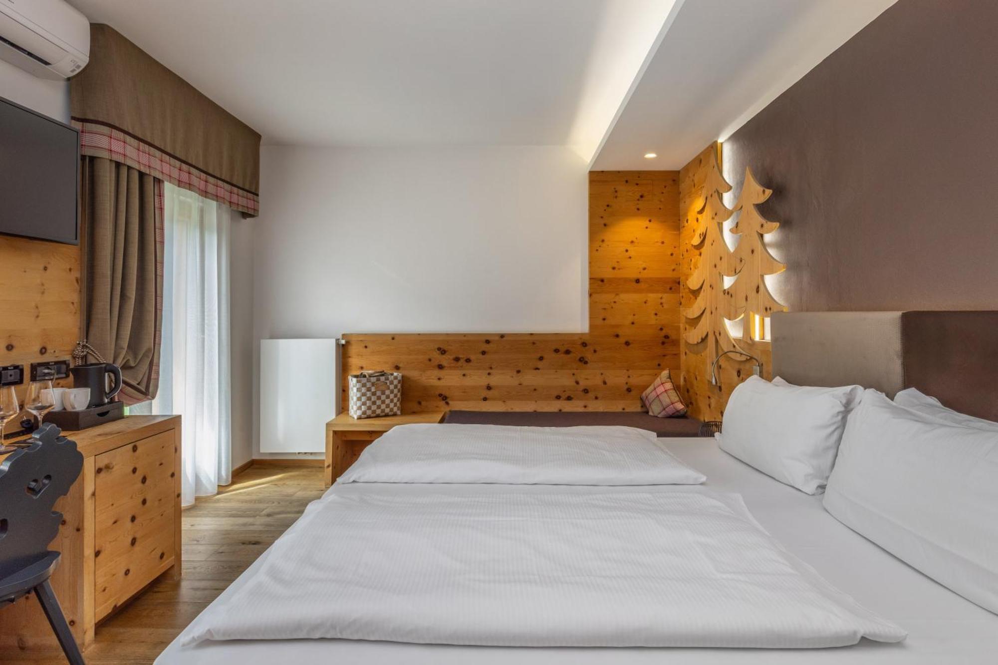 Hotel Ravelli Luxury Spa Медзана Экстерьер фото